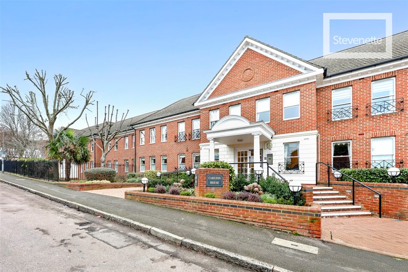 Carlton House, Loughton